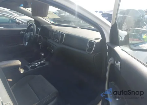 2017 Kia Sportage Lx z USA, uszkodzony, nr VIN KNDPM3AC2H7035994